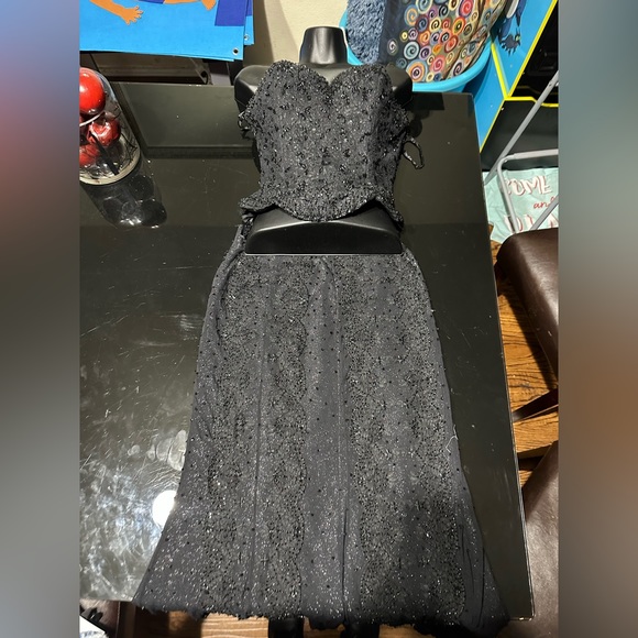 Two piece polyester Gown/ dress - Picture 7 of 9